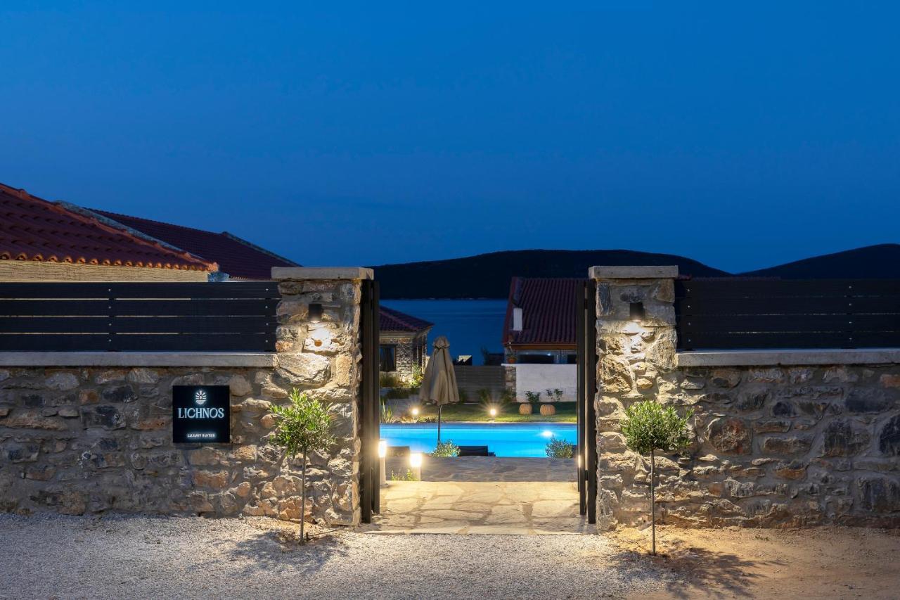 Lichnos Luxury Suites Sourpi Exterior photo