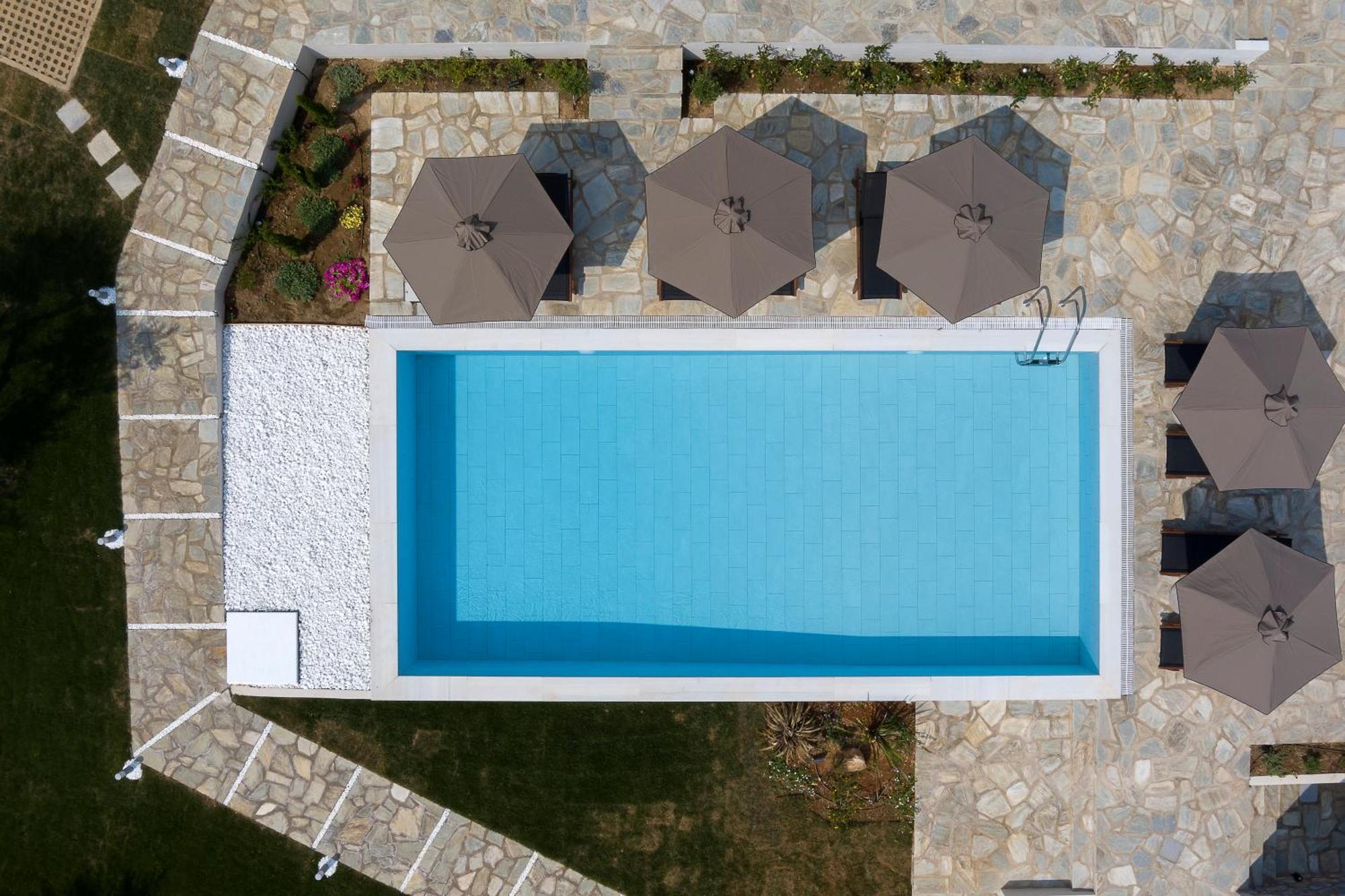 Lichnos Luxury Suites Sourpi Exterior photo